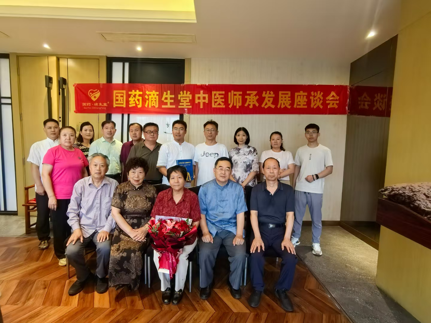 04bb8e2467030a04d8c15e03a700b6b.jpg 04bb8e2467030a04d8c15e03a700b6b.jpg