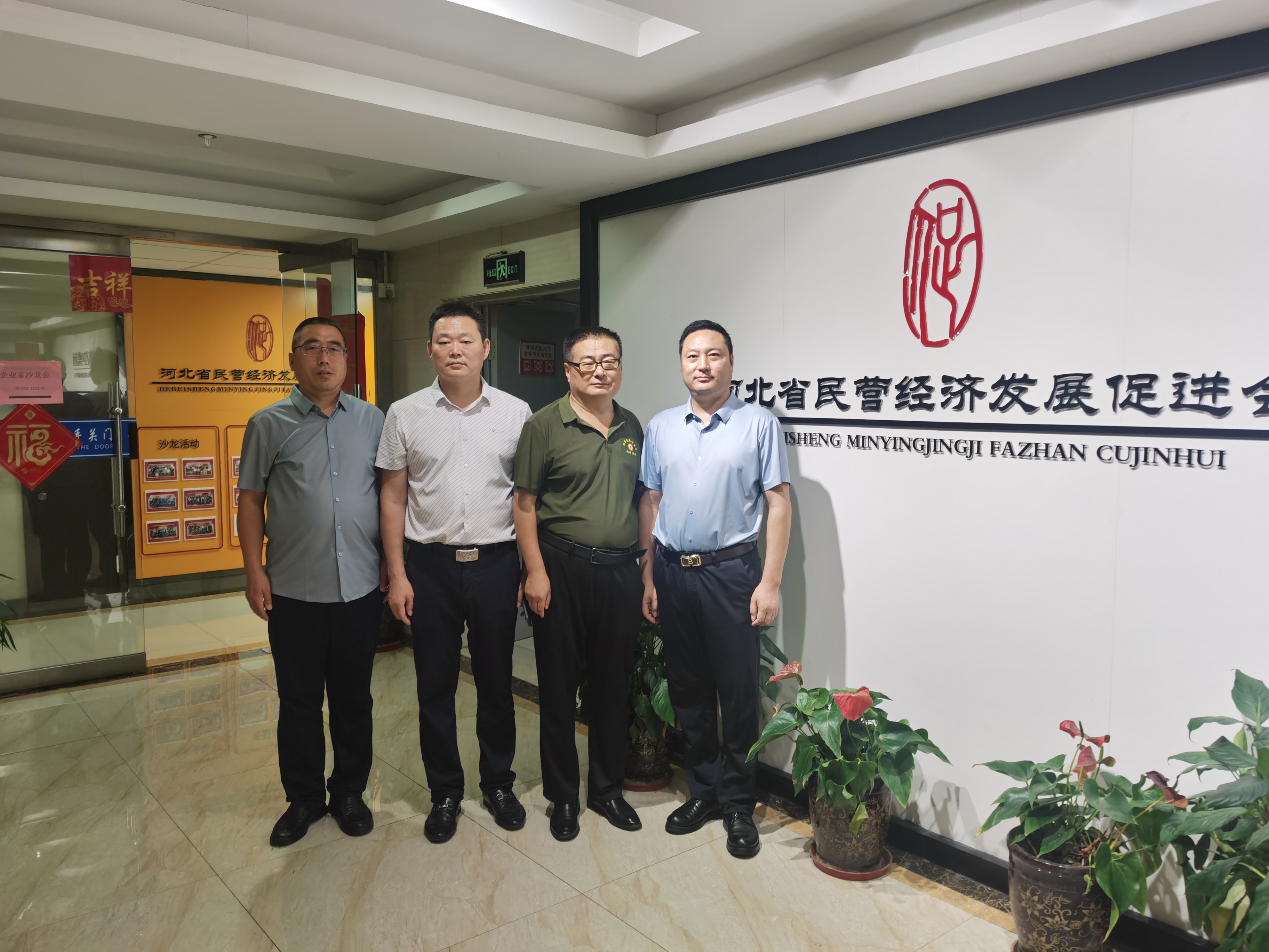 ad7cf3dc8534d50623268adfb896afd.jpg ad7cf3dc8534d50623268adfb896afd.jpg