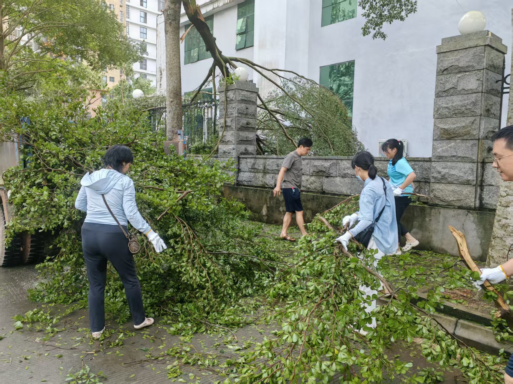 4ca103664f14766532d21473a7f2a439.jpg 4ca103664f14766532d21473a7f2a439.jpg